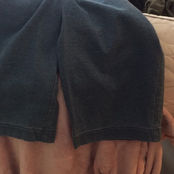 Capri pants - Picture 5 of 7